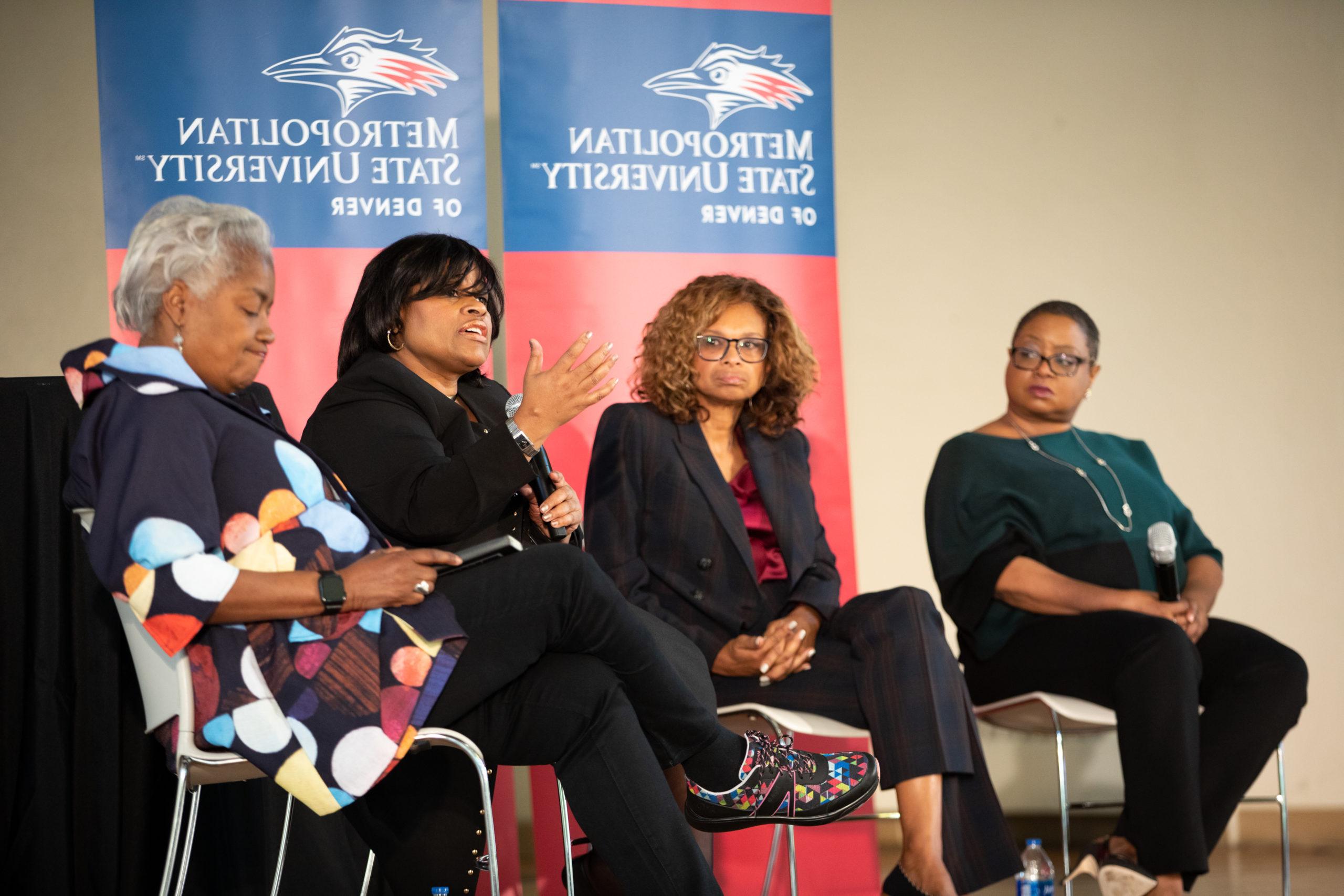 President's Speaker Series PRESIDENT'S SPEAKER SERIES, For Colored Girls Who Have Considered Politics, Donna Brazile, Yolanda Caraway, Leah Daughtry, Minyon Moore, 事件, 演讲者
